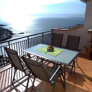 Impresionantes Vistas Del Mar En Roses, Canyelles Roses